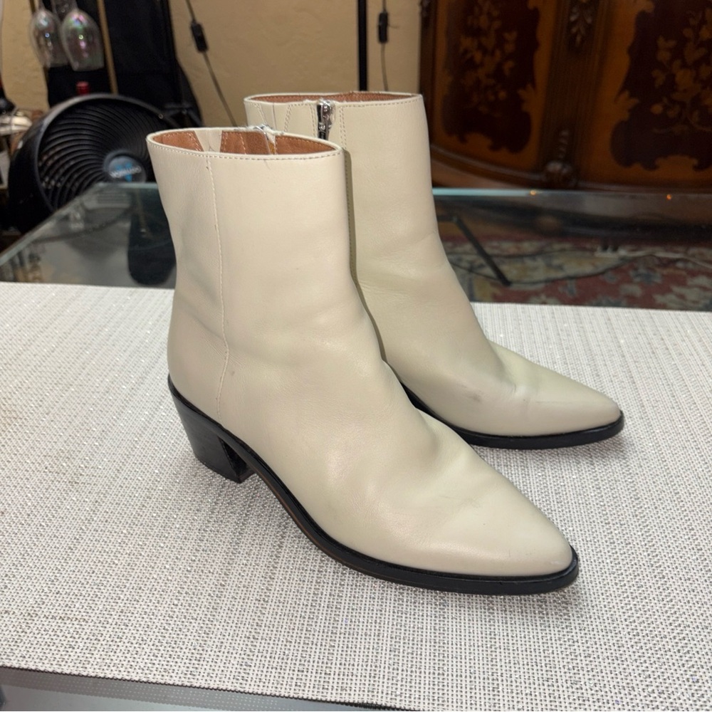 Madewell DARCY , WOMEN Cream LEATHER Ankle Booties, leather , size 9 US